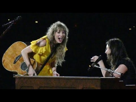 Singer Gracie Abrams says she 'blacked out' while singing with Taylor Swift during the superstar's Eras Tour.