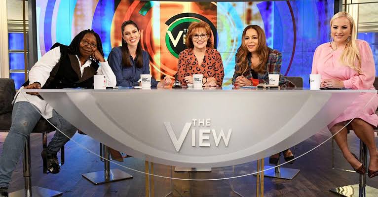 Breaking News: “She Cornered Me In A Bathroom”: Joy Behar Of “The View” Gets Roasted For “Mean” Behavior...