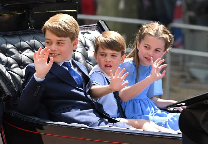 Just In: Kate Middleton and Prince William make -dropping decision to move out of the palace with their children ……See more